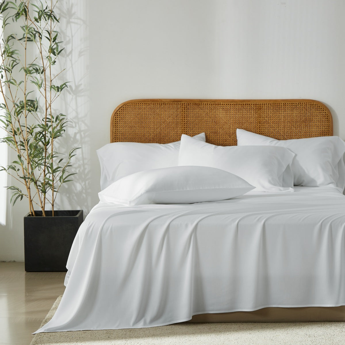 Bamboo-Polyester Luxury Fitted Sheet Set